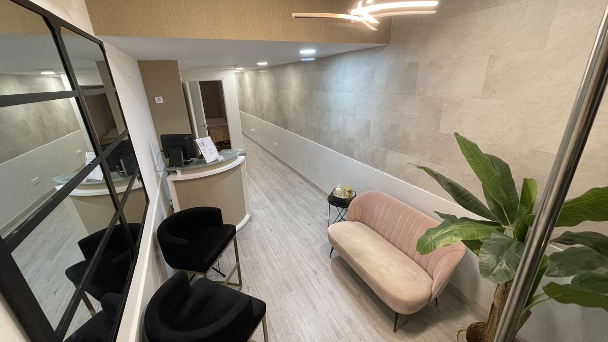Recepción y sala de espera de Mimosi Muntaner